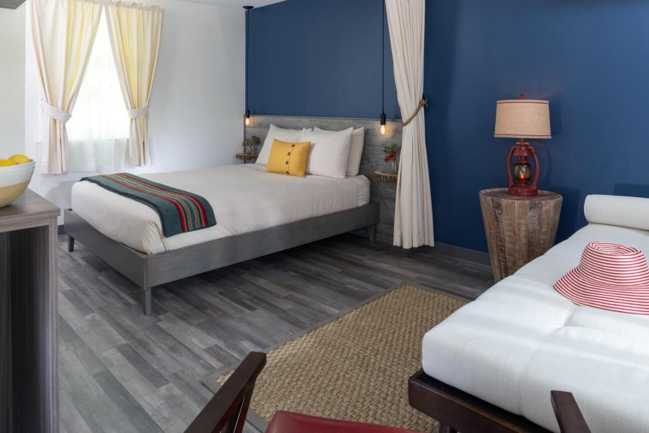 Treehouse Lodge Woods Hole Ngoại thất bức ảnh